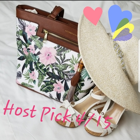 Liz Claiborne Handbags - NWT Liz Claiborne Aloha tote tropical pattern